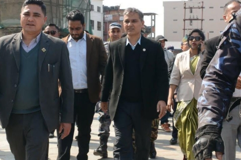 गृहमन्त्रीपाखें धरहराय् अनुगमन 