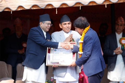 सहसचिव गिरीयात ‘सर्वाेत्कृष्ट संसद्सेवा सिरपा’