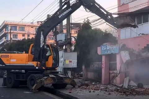 हेटौंडाय् सतक विस्तार ज्या तत्कालया निति स्थगित