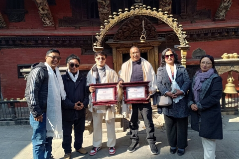 गायक उजं व मूर्तिकार ज्ञानबहादुर सम्मानित