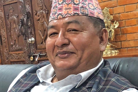 किसान श्रेष्ठ लगायत नेतापि एमालेय् लिहावनेगु तयारी 