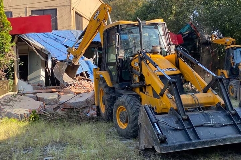 लैनचौरय् च्वंगु स्काउटया जग्गाय् दयेकूगु संरचना थुन