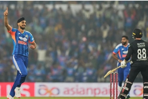 भारतं न्युजिल्यान्डयात ४८ रनं बूकल