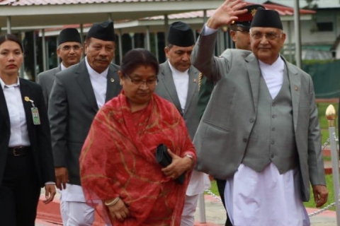 प्रधानमन्त्री ओली स्वदेश लिहाझाल