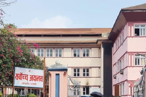 क्षतिपूर्ति बिइकेत सर्वाेच्चया आदेश
