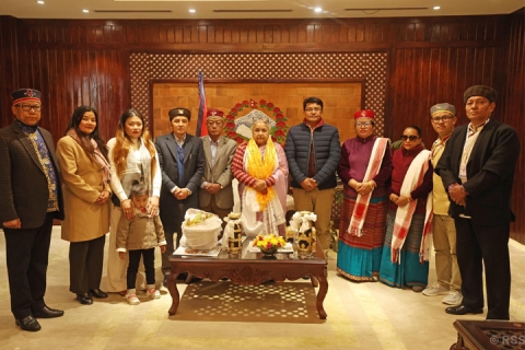 प्रधानमन्त्री कार्कीलिसे घेदुङया प्रतिनिधिमण्डलं नापलात