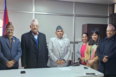 राष्ट्रियसभाया स्वम्ह दुजःपाखे राजीनामा